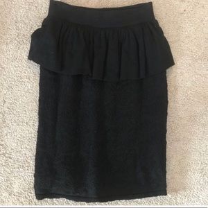 Knit and knitted skirt